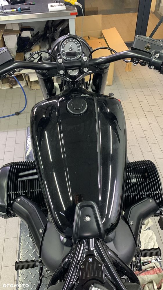 BMW R - 8
