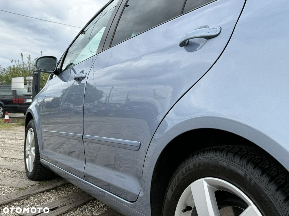 Volkswagen Golf Plus - 22