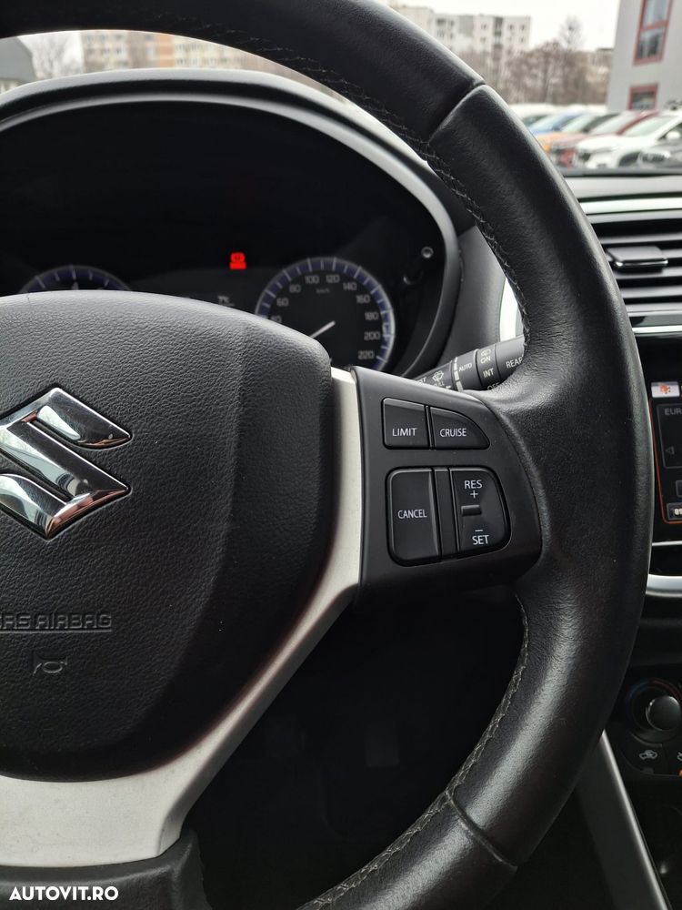 Suzuki S-Cross 1.0 Passion - 19