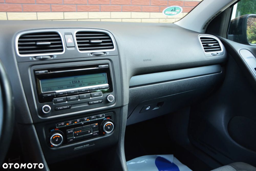 Volkswagen Golf 1.4 Style - 29