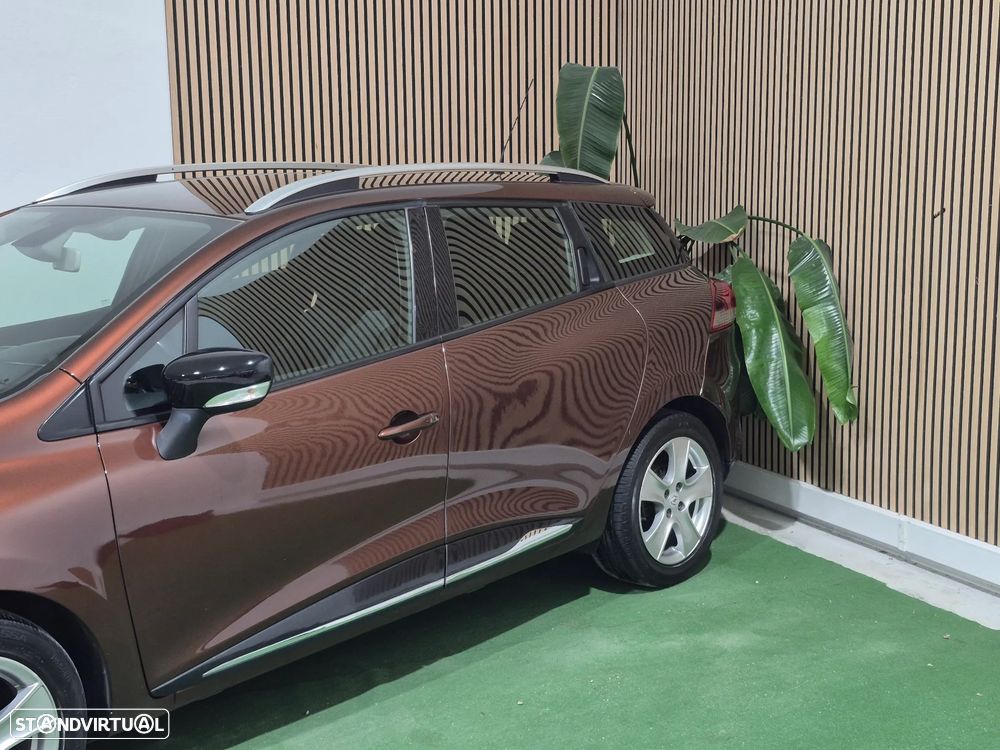 Renault Clio Sport Tourer 1.5 dCi Dynamique S - 4