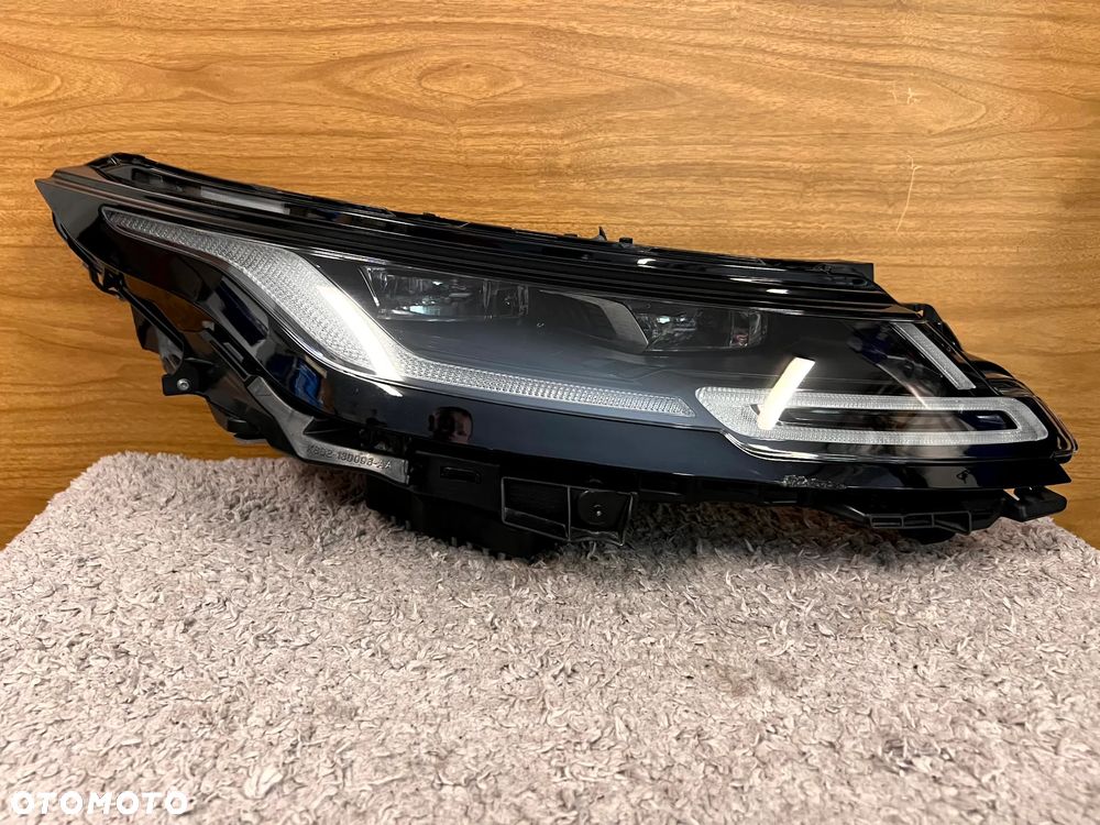 RANGE ROVER EVOQUE II L551 LAMPA PRAWY PRZÓD PRAWA PRZDENIA USZKODZONA M8D2-13W029-EA EUROPA - 1