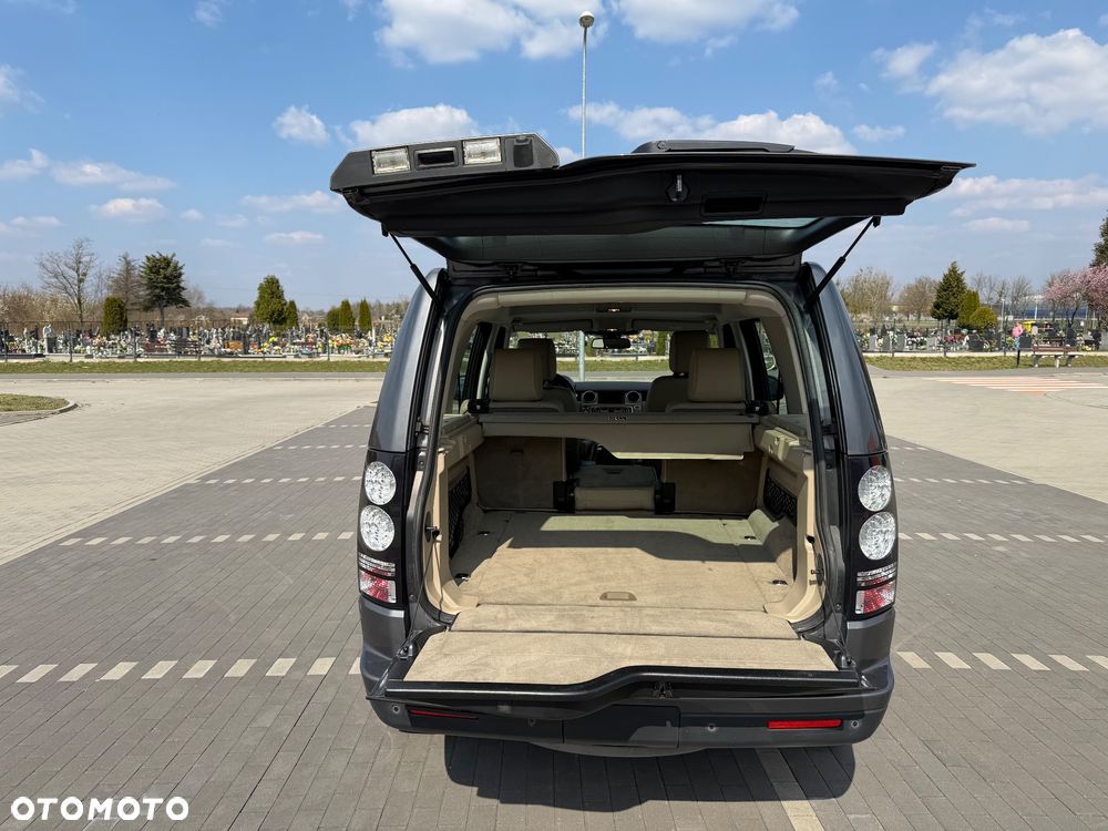 Land Rover Discovery 3.0 SD V6 HSE EU6 - 16