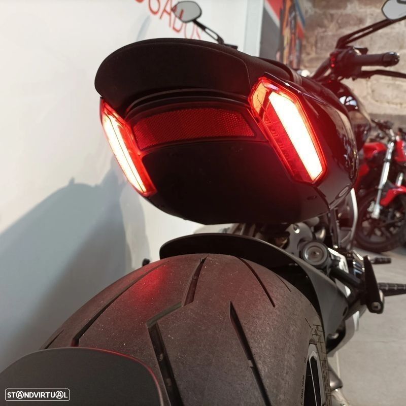 Ducati Diavel X - 6