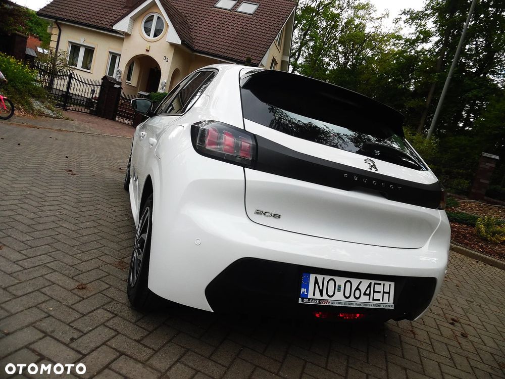 Peugeot 208 - 19