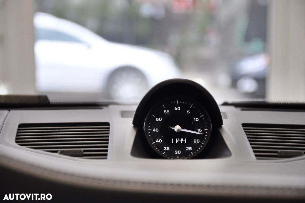 Porsche 911 Carrera 4S PDK - 17