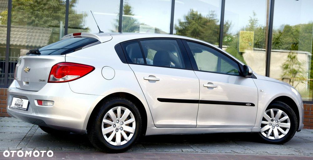Chevrolet Cruze 1.6 LT+ - 6