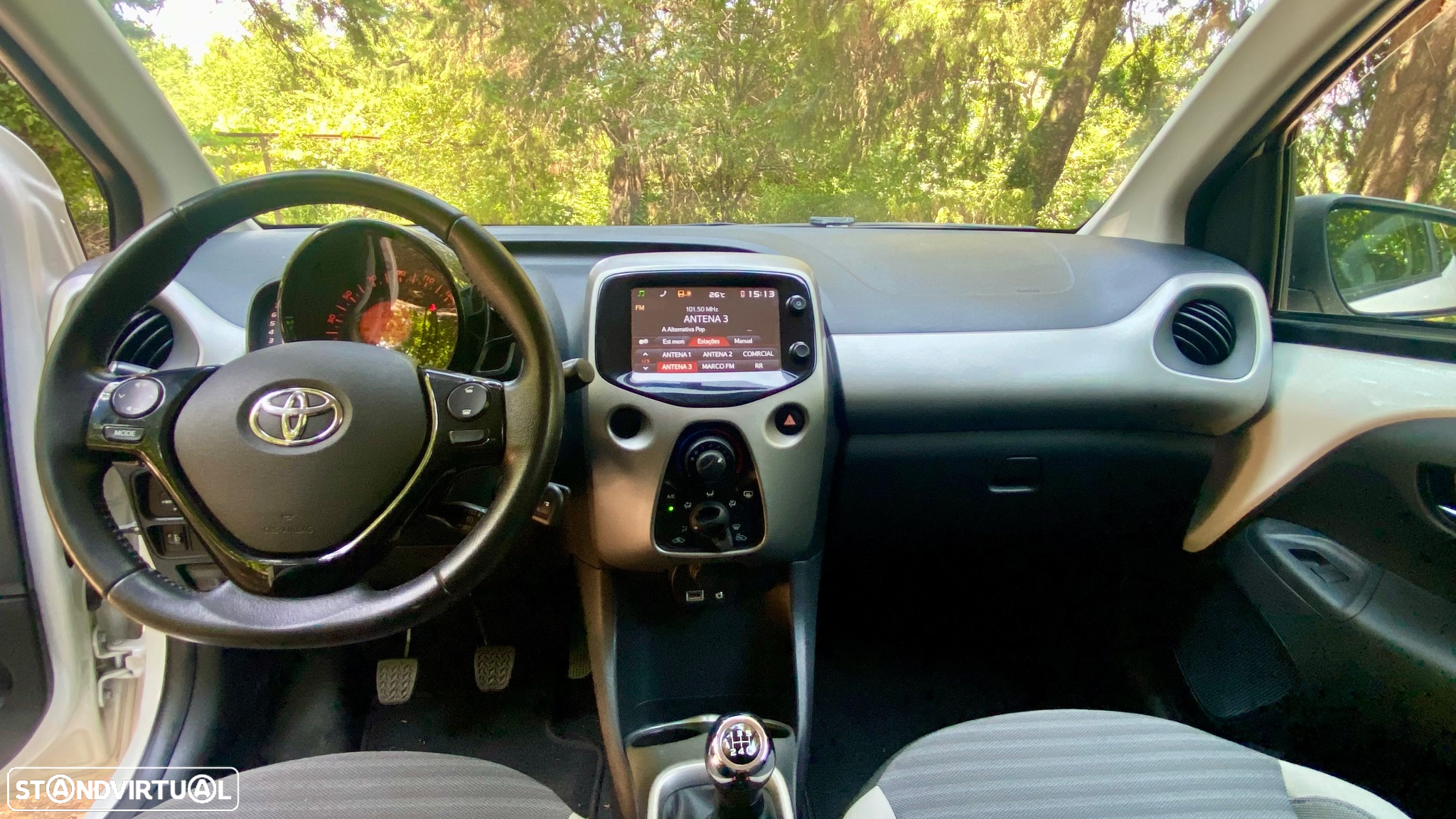 Toyota Aygo 1.0 X-Play Plus - 21