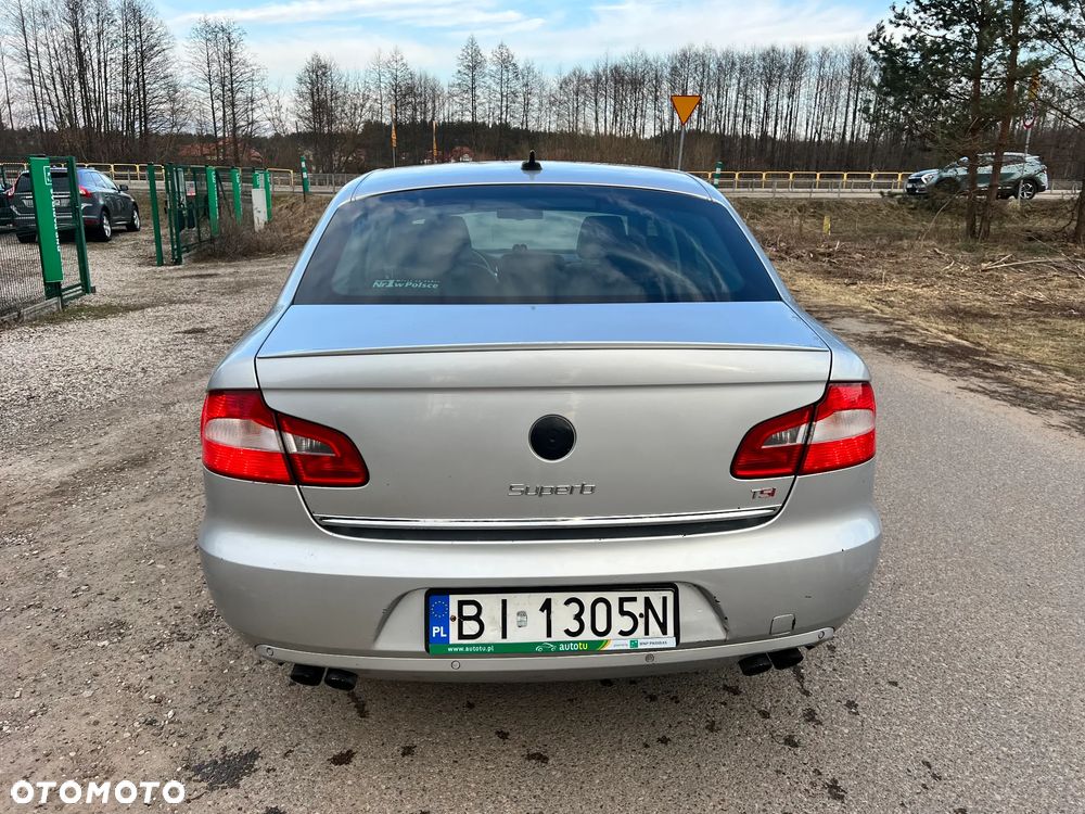 Skoda Superb 2.0 TSI Platinum DSG - 4