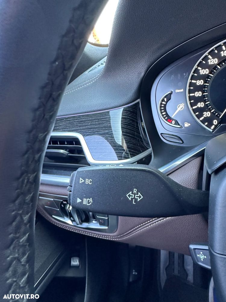 BMW Seria 7 730d xDrive - 36