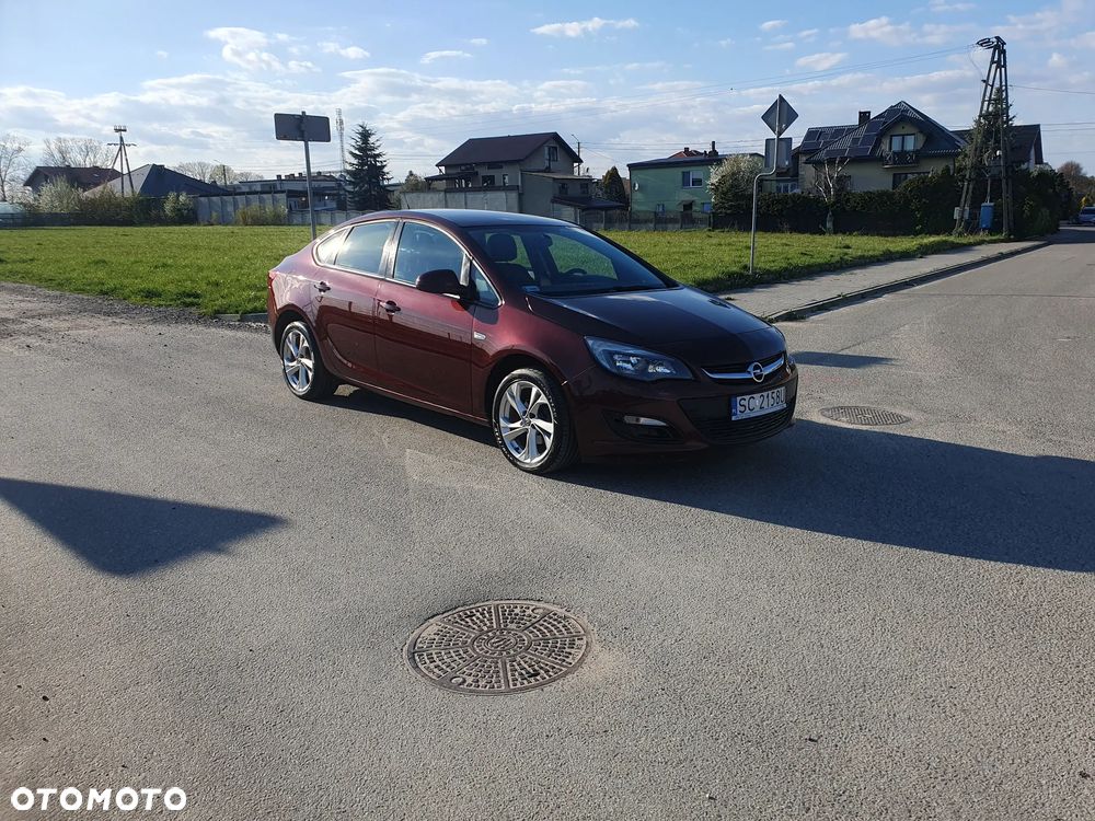 Opel Astra 1.4 T EU6 - 5