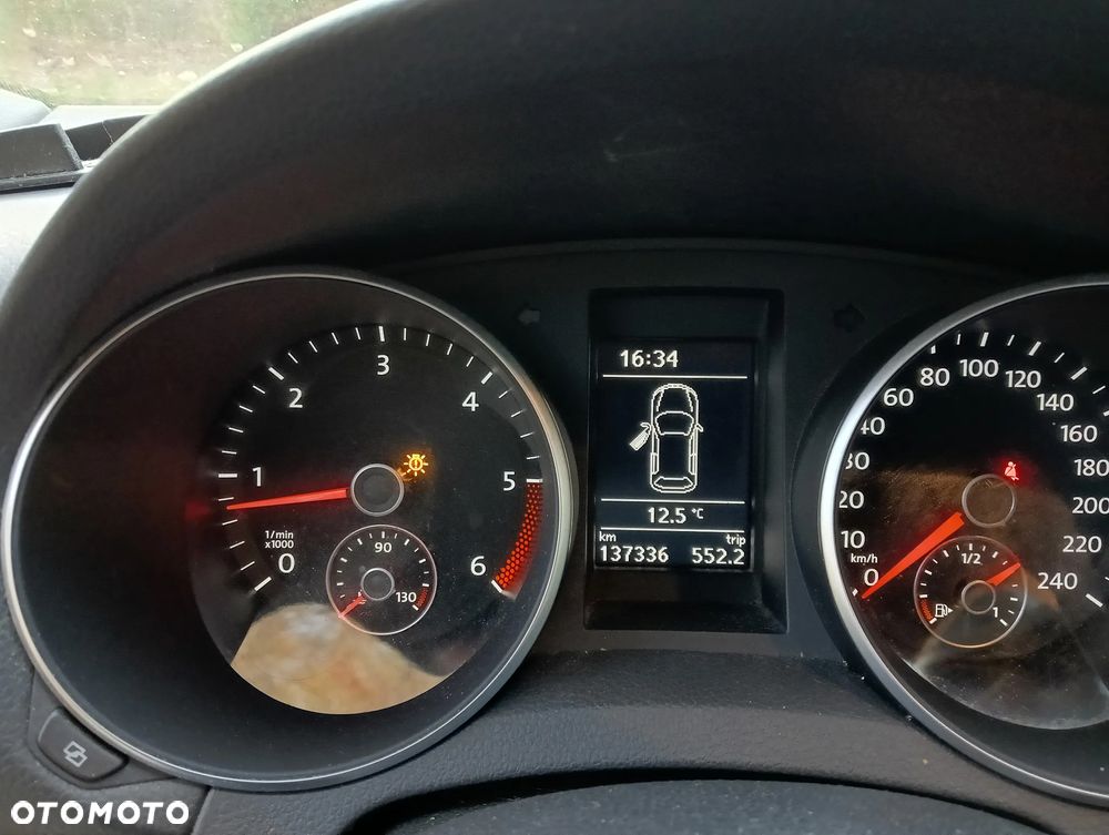 Volkswagen Golf 1.6 TDI 4Motion BlueMotion Technology Comfortline - 9