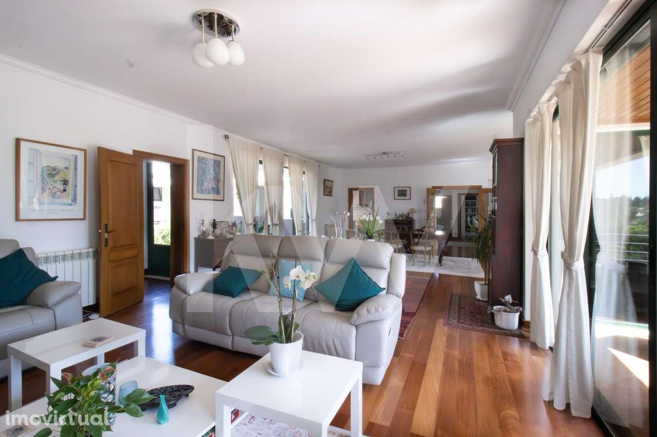 Moradia  T4 Térrea com Piscina e Garagem, situada no exclusivo condomí - Grande imagem: 3/57