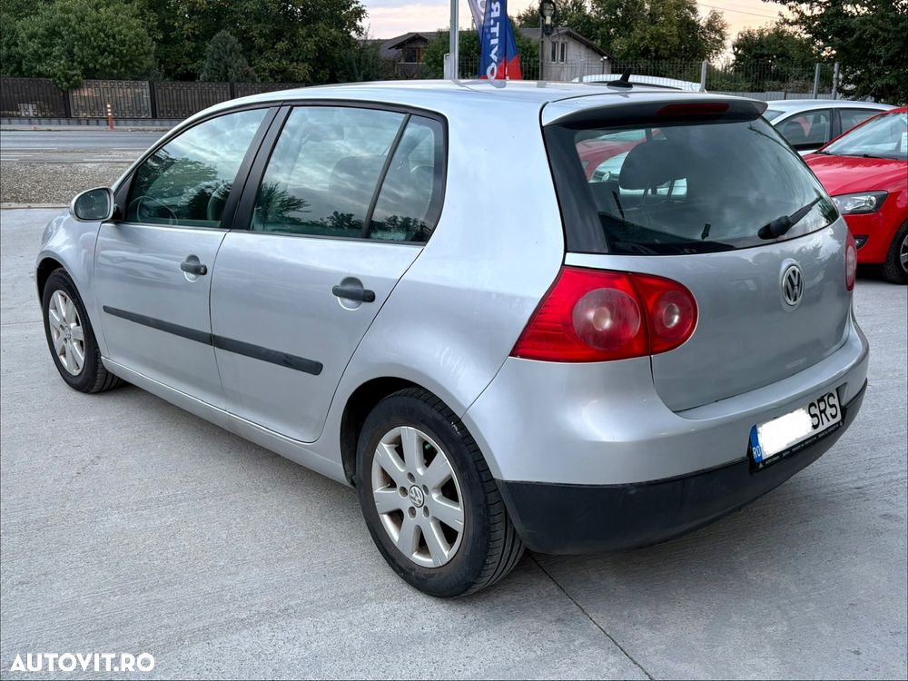 Volkswagen Golf 1.6 Comfortline - 10