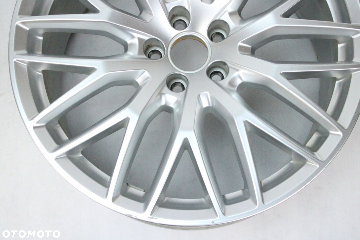 4x FELGI ALUMINIOWE 20" AUDI A7 C7 5x112 9J ET37 4H0601025BT/DC KOMPLET - 9