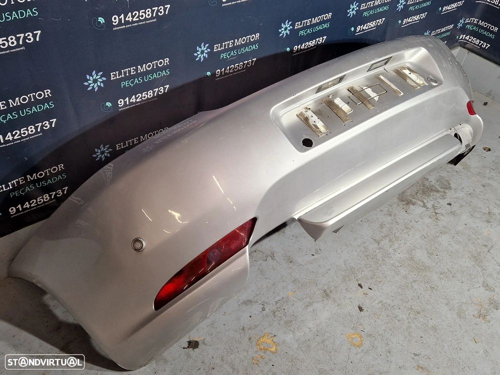 Parachoques traseiro usado ALFA ROMEO GT 1.9 JTD