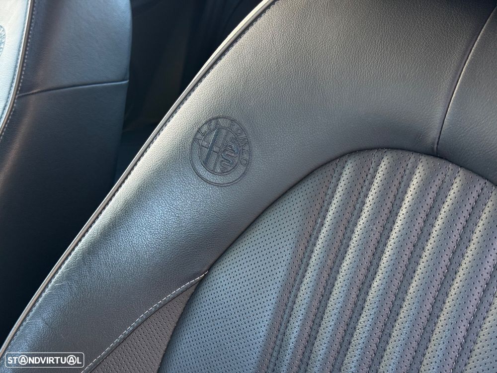 Alfa Romeo MiTo 1.3 JTDM 16V Super - 13