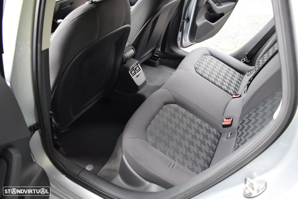 Audi A3 Limousine 1.6 TDI S-line - 9