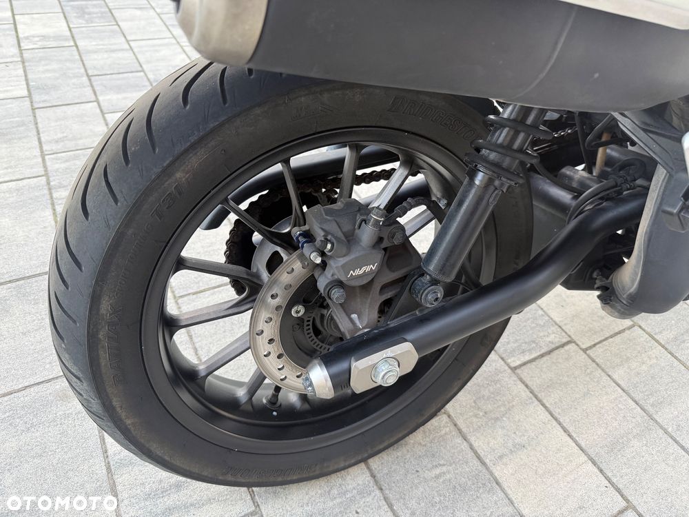 Honda CL - 9