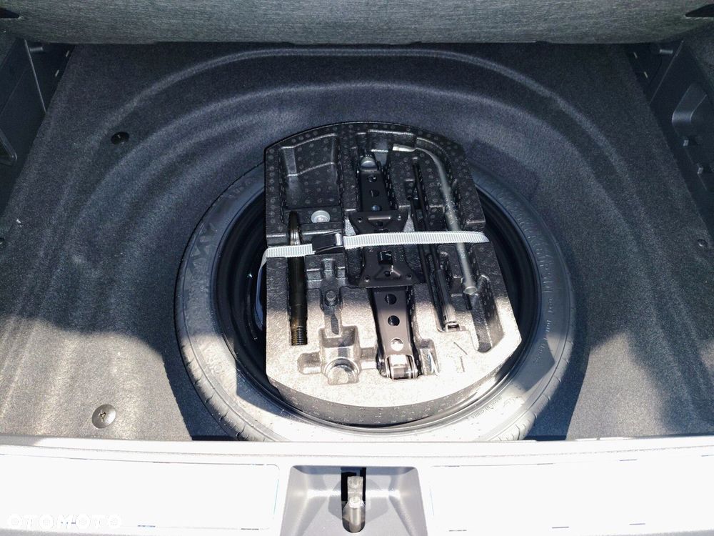 Volkswagen Passat - 10