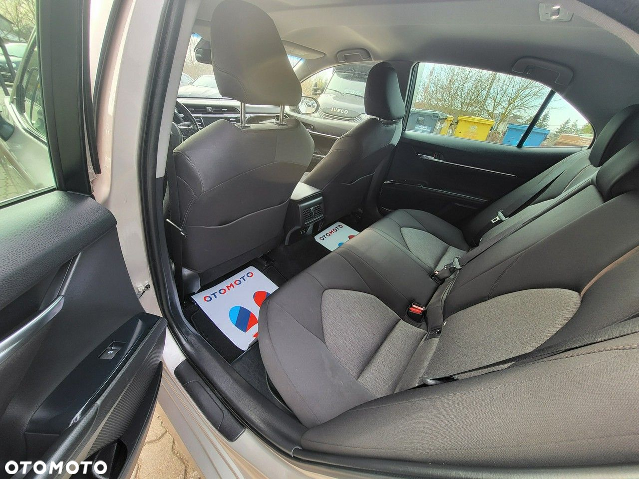 Toyota Camry - 10