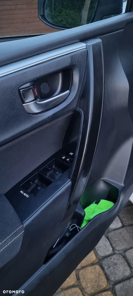 Toyota Corolla 1.6 Active - 2