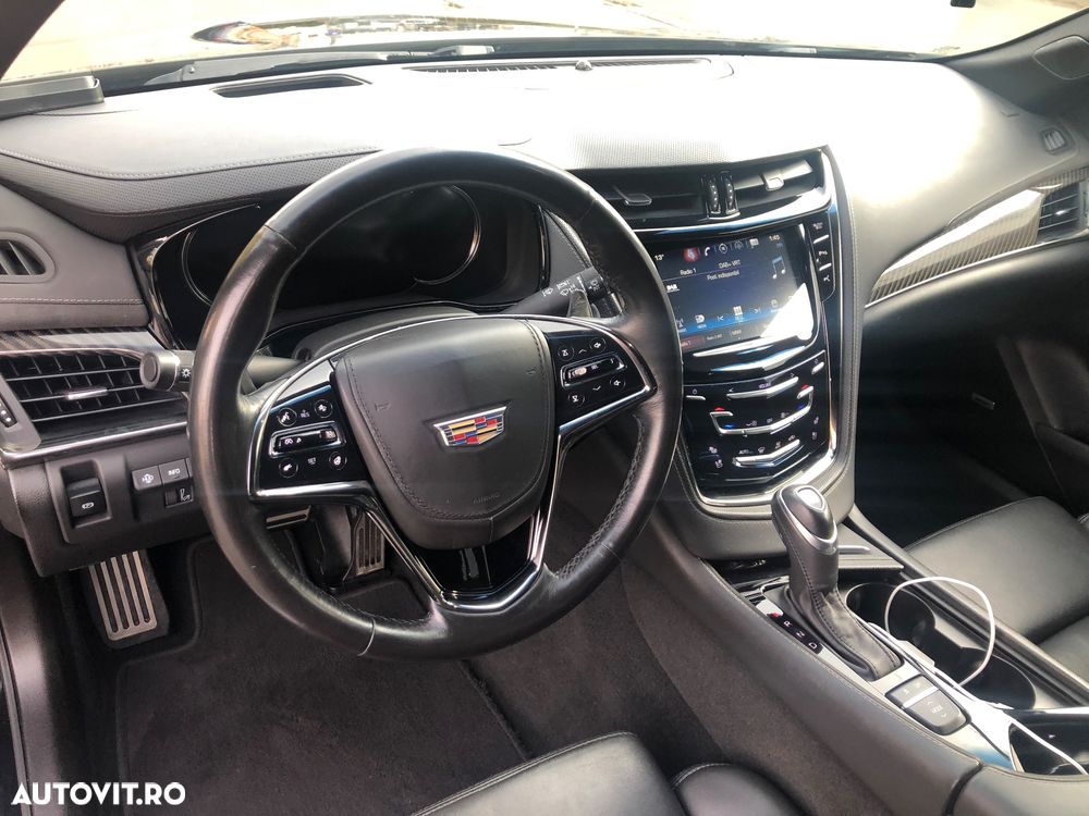 Cadillac CTS - 12
