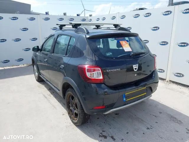 Piese de DACIA SANDERO 2 STEPWAY 2015 negru - 4