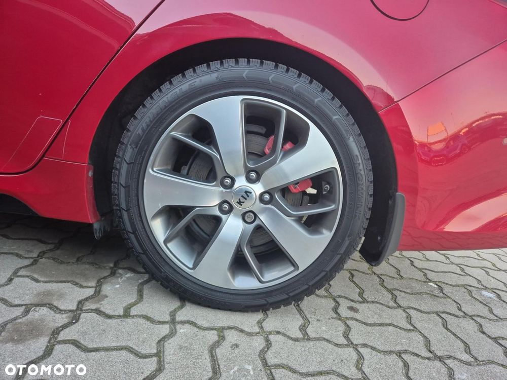 Kia Optima - 18