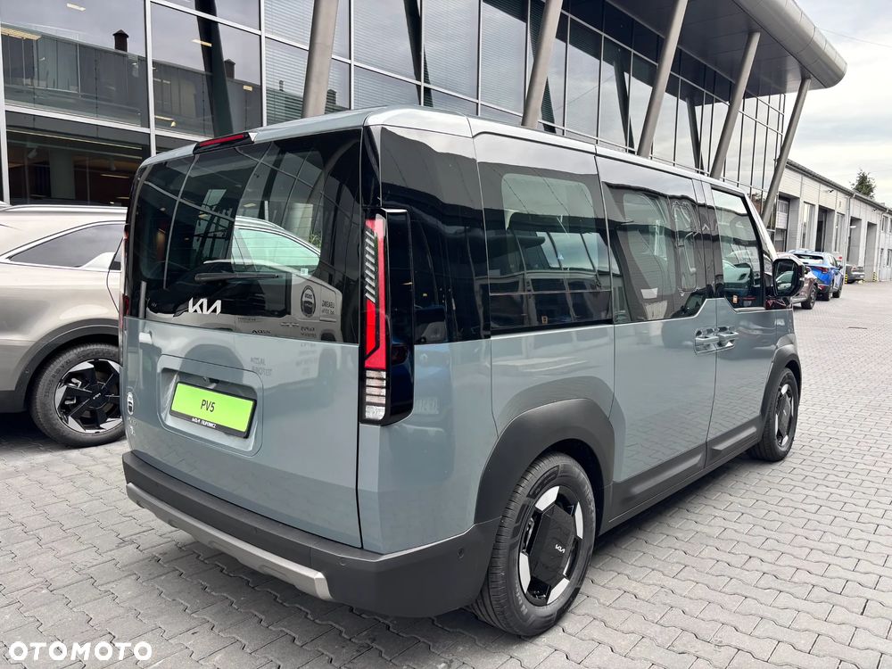 Kia PV5 - 4