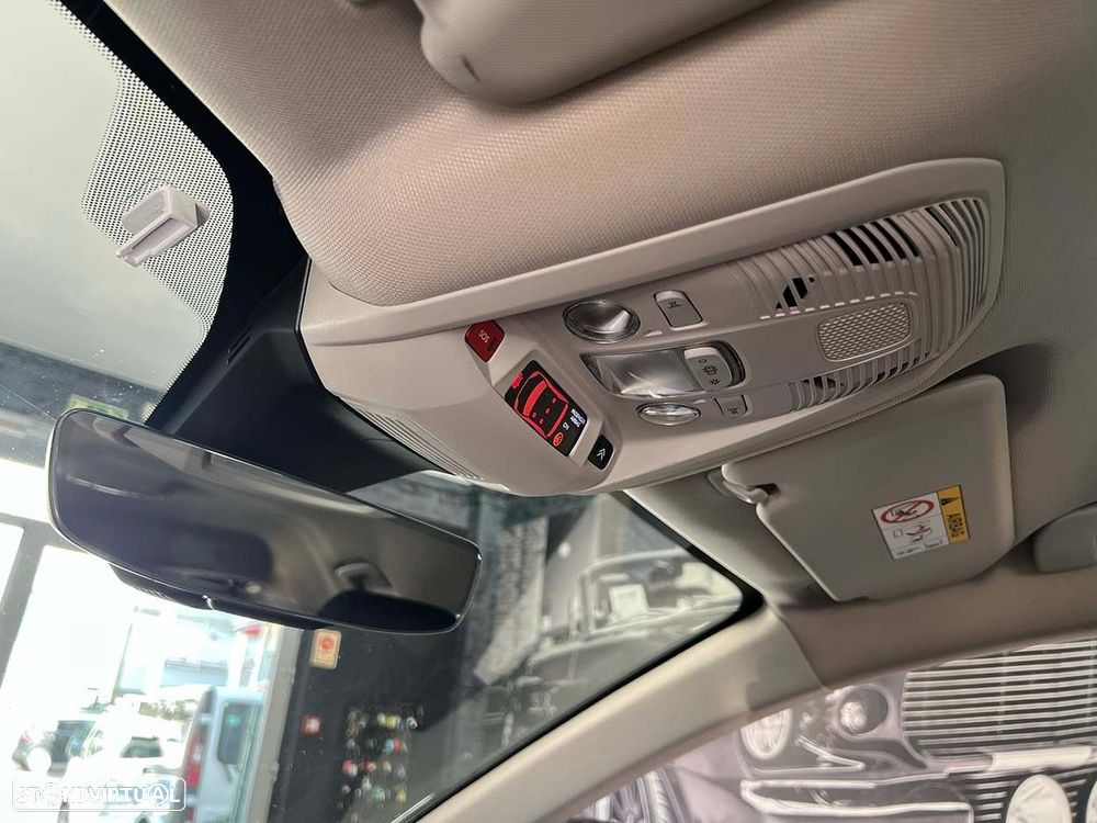 Citroën C5 Aircross 225 e-EAT8 SHINE - 23