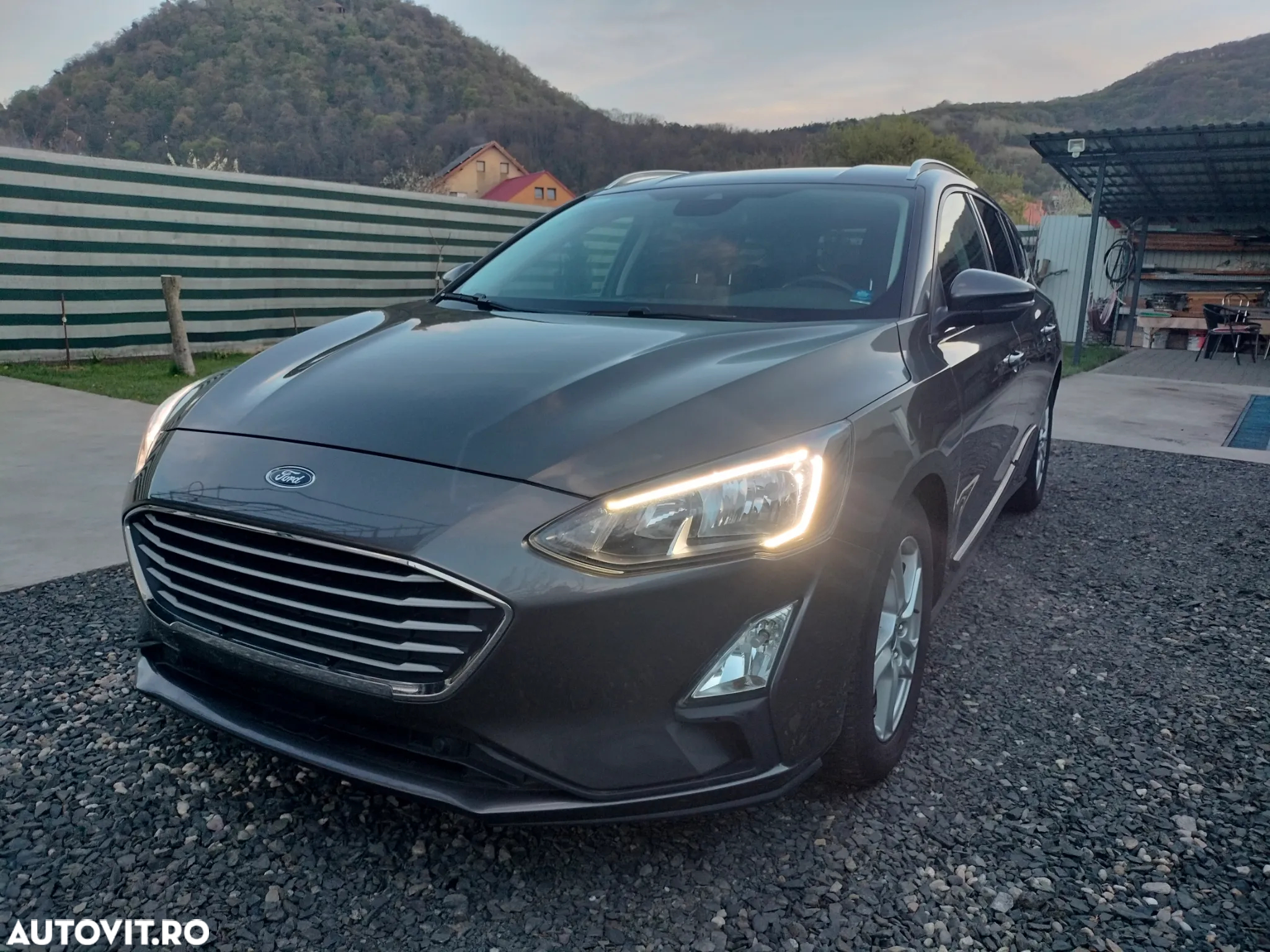 Ford Focus Turnier 1.5 EcoBlue Start-Stopp-System ACTIVE - 14
