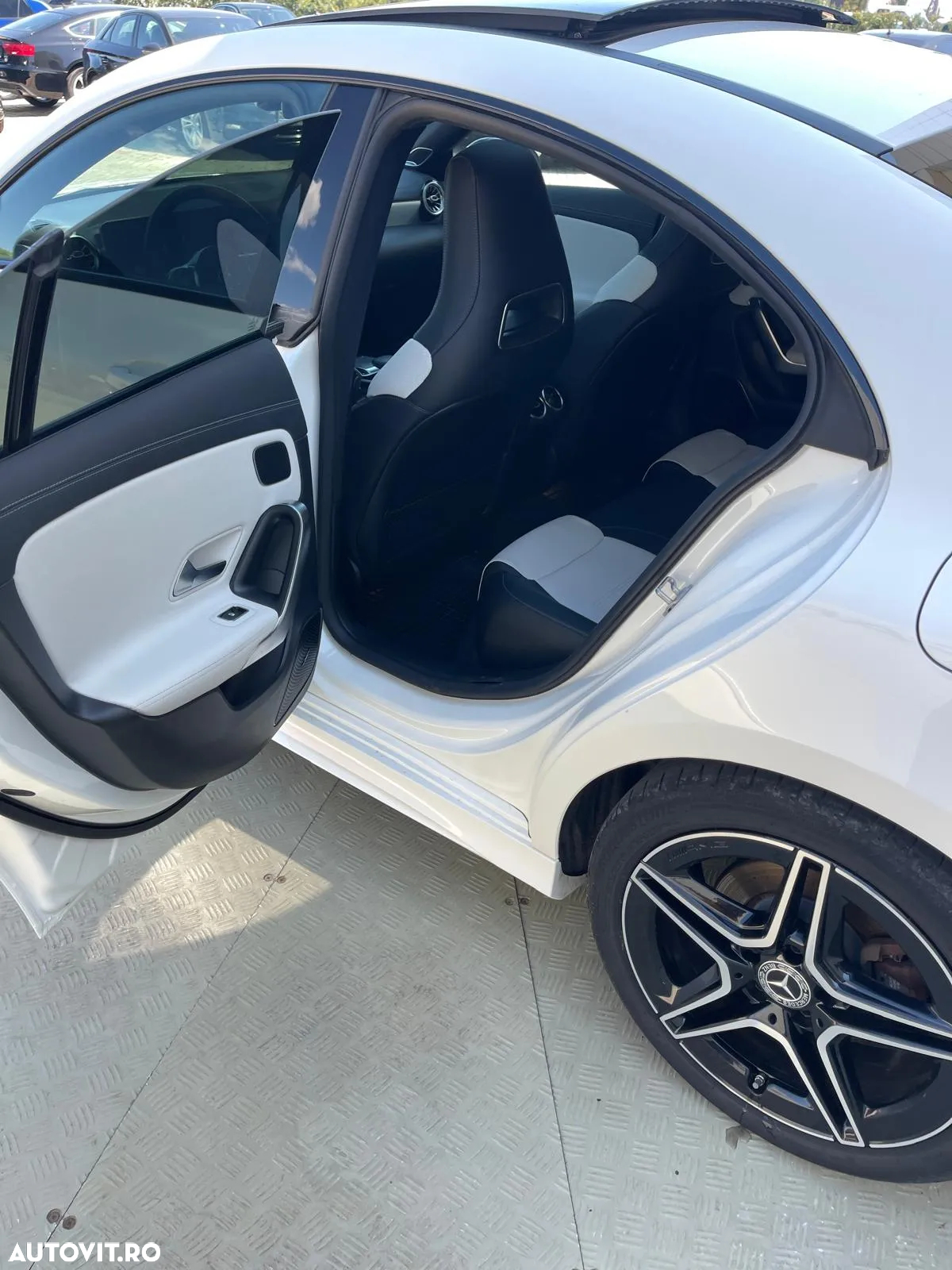 Mercedes-Benz CLA 220 Coupe - 23