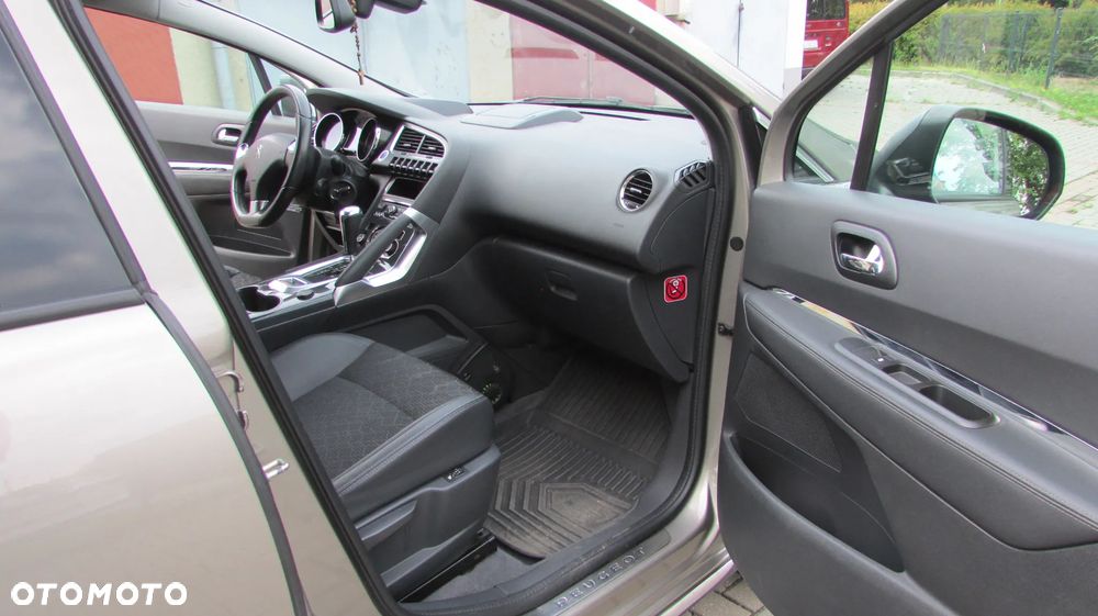 Peugeot 3008 1.6 BlueHDi Allure S&S EAT6 - 9