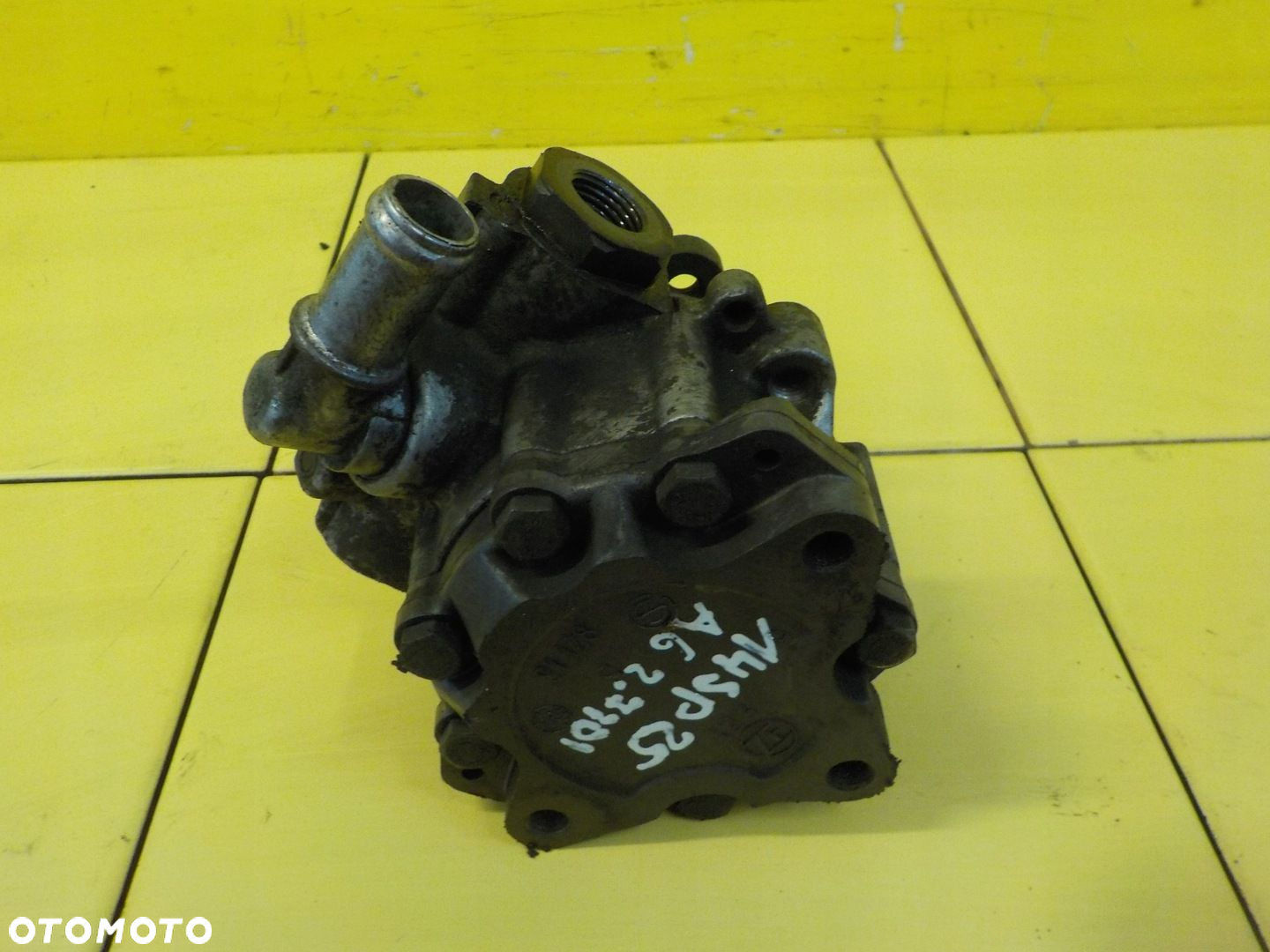 AUDI A6 C6 A4 B7 2.7 TDI 08r 180KM BPP pompa wspomagania 4F0145155A - 4
