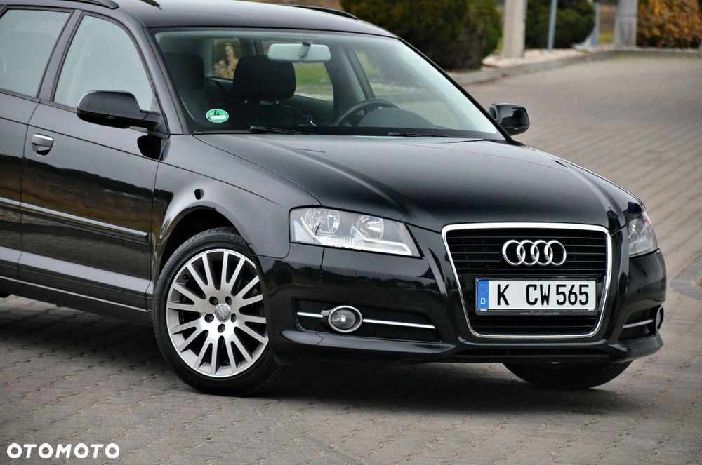 Audi A3 Sportback - 4