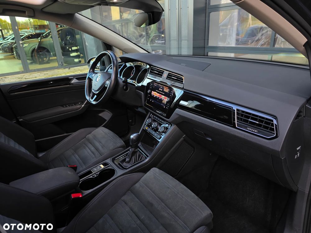 Volkswagen Touran 1.5 TSI EVO Highline DSG - 22