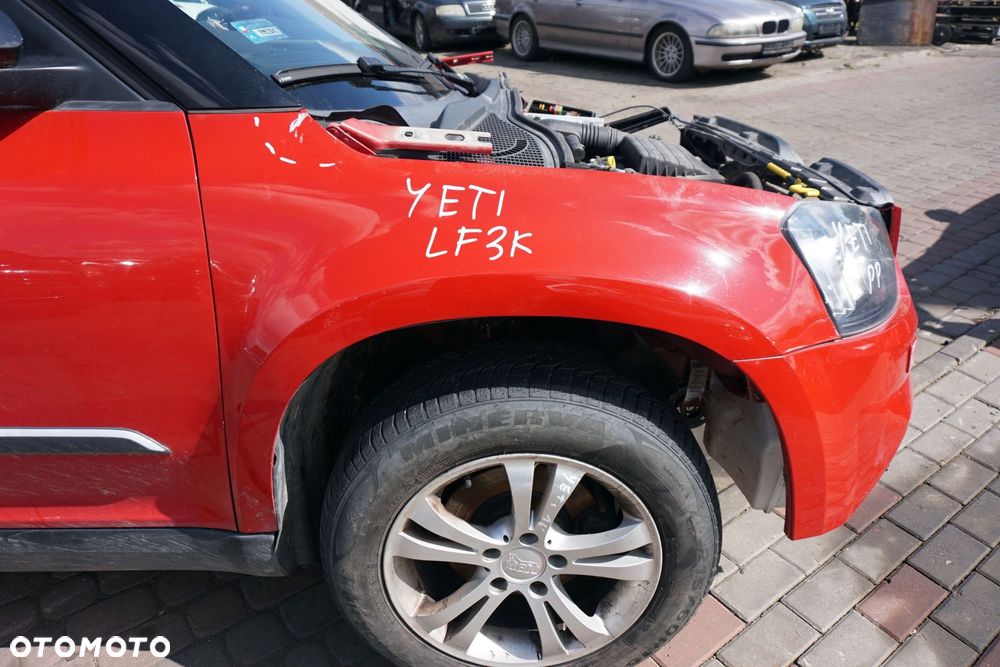 BŁOTNIK PRZEDNI PRAWY YETI LIFT LF3K  CZERWONY SKODA 2012-2017 - 1