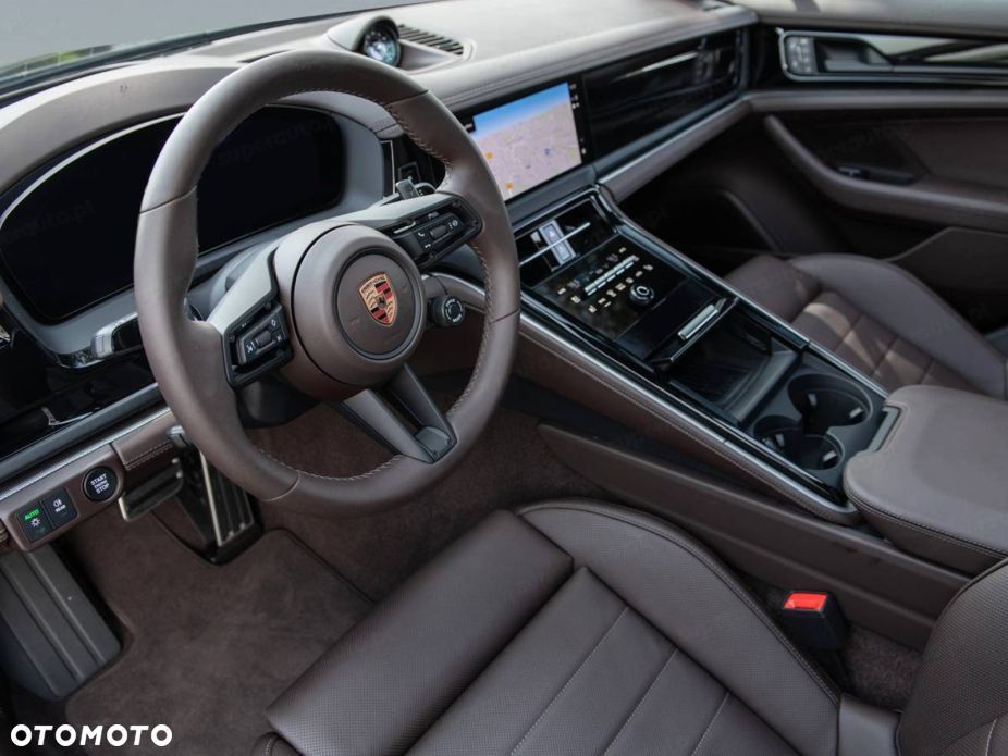 Porsche Panamera 4 - 7