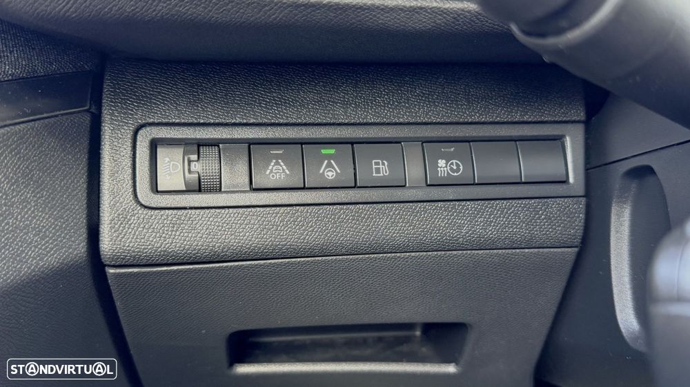Peugeot 3008 1.6 Hybrid Allure Pack e-EAT8 - 23