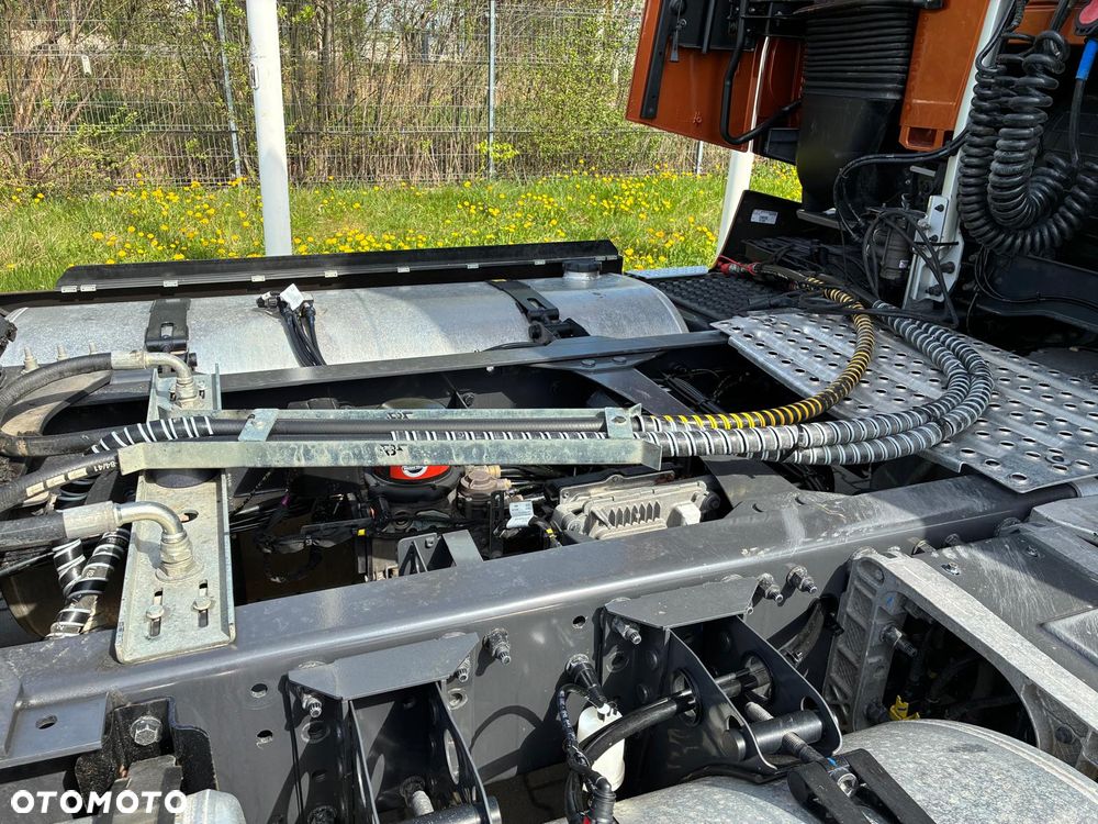 Renault T480 Sleeper Cab  DEMO - 13