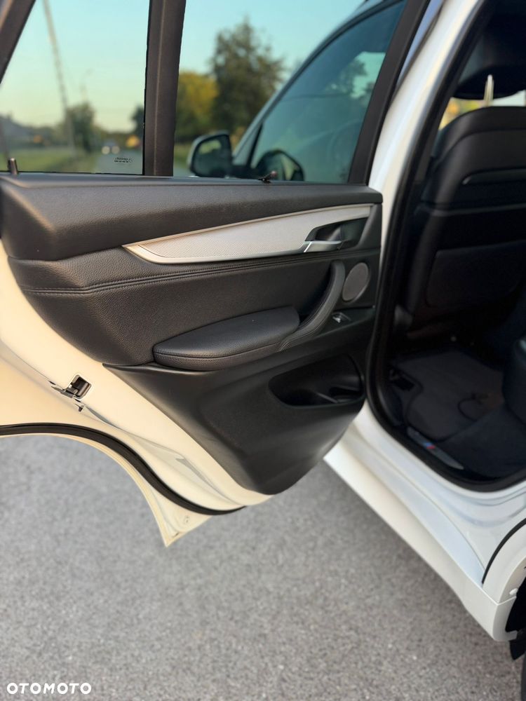 BMW X5 xDrive40d - 23