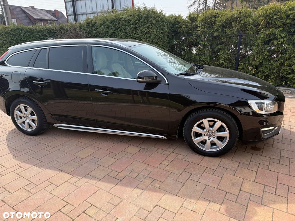 Volvo V60 T3 - 3