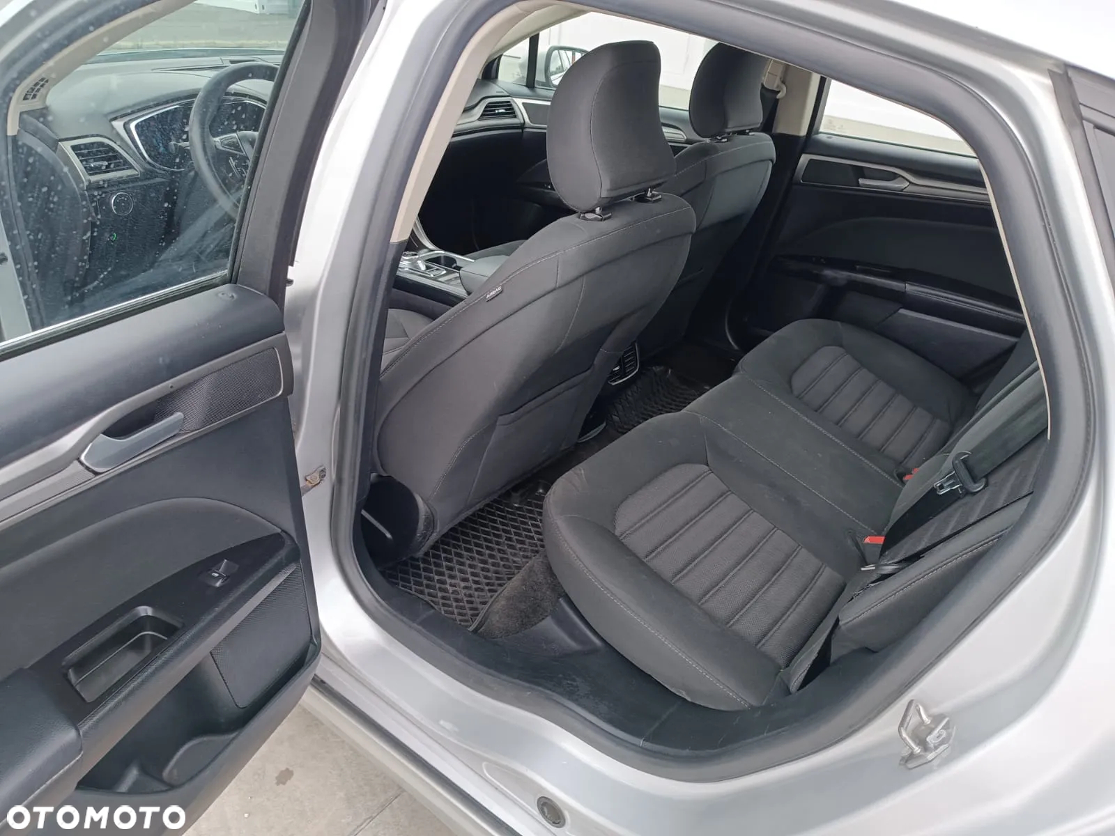 Ford Fusion - 11