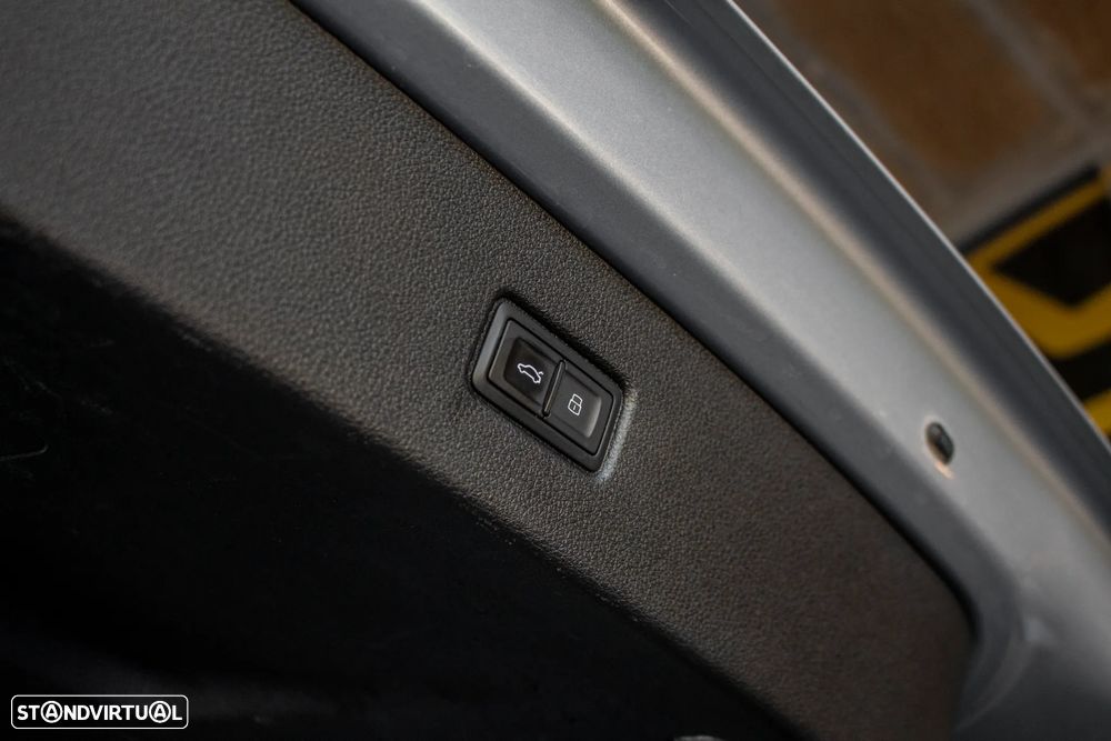 Audi Q7 3.0 TDI quattro tiptronic - 28