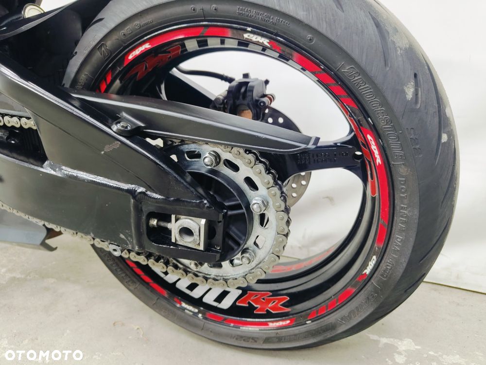 Honda CBR - 23