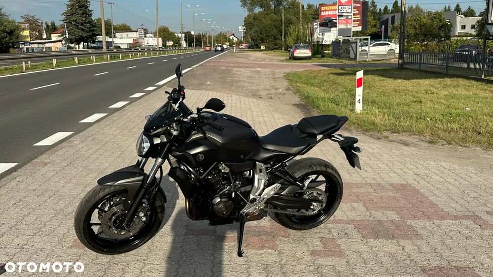 Yamaha MT - 2