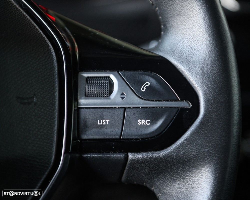 Peugeot 208 1.5 BlueHDi Allure - 31