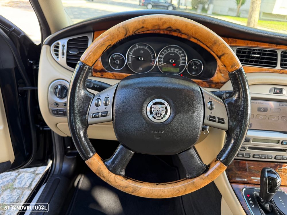 Jaguar X-Type 2.2 D Exclusive Aut. - 19