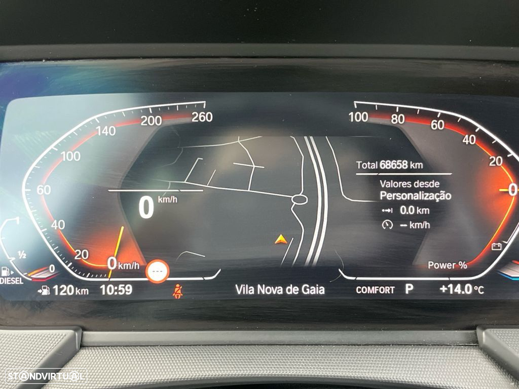 BMW 116 d Pack Desportivo M Auto - 9